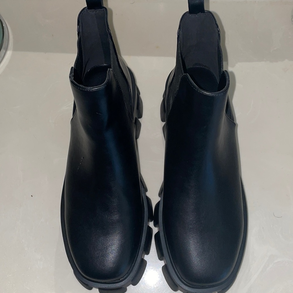 Faux Leather Chelsea Booties BLACK SIZE 7.5